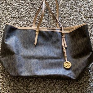 Michael Kors tote